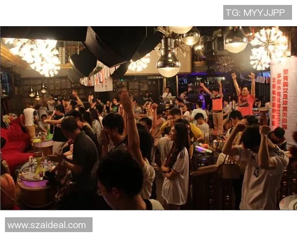 足球明星酒吧争执瞬间曝光引发粉丝热议与媒体关注