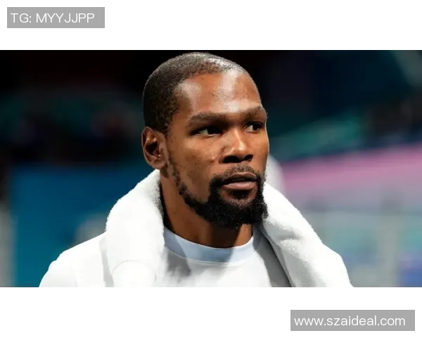 足球明星蒙眼睛高清图片展现独特魅力与神秘感的完美结合 足球明星蒙眼睛高清图片展现独特魅力与神秘感的完美结合